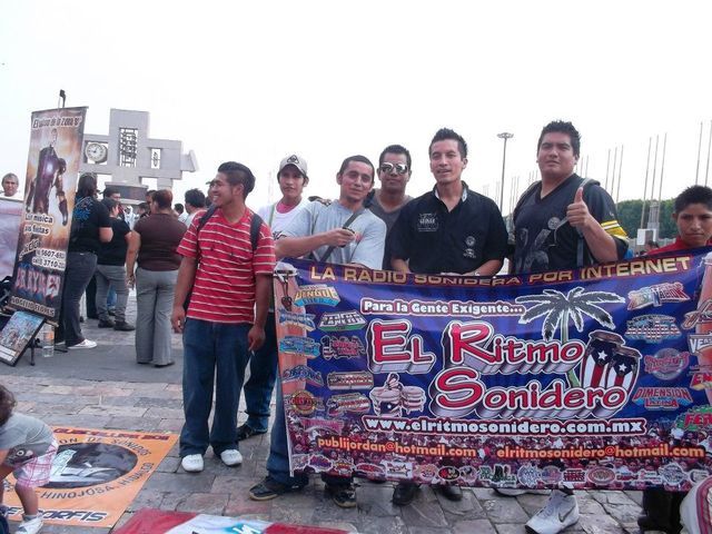 Sin Nombre